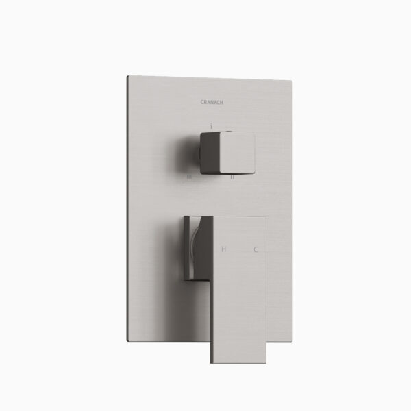 SQUARE 300