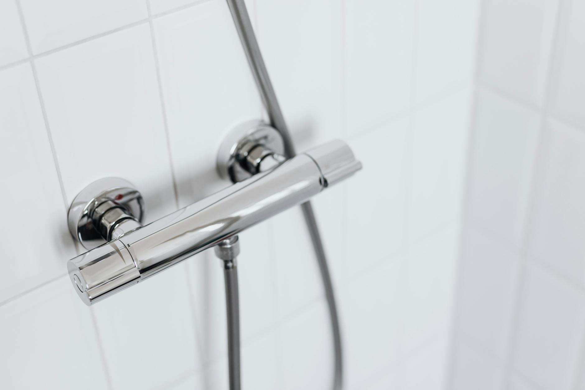 How Does a Shower Valve Work: A Complete Guide