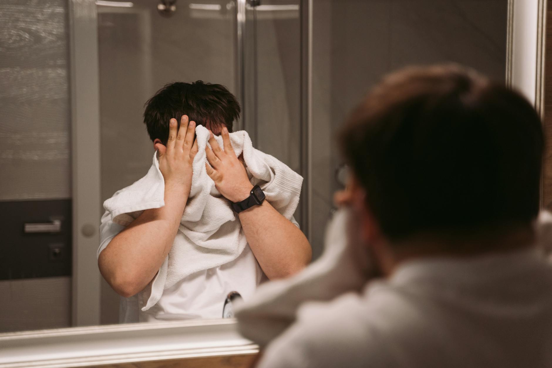 Why Is It Bad to Shower Everyday? Find Out the Risks