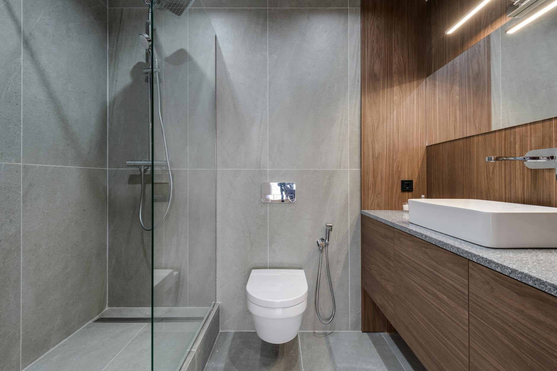 Top 8 Bathroom Remodel Ideas on a Budget for 2025